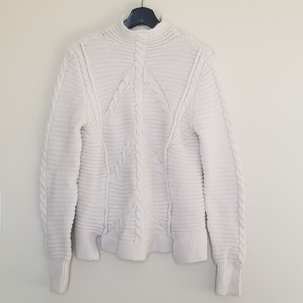 GAP White Turtleneck Sweater